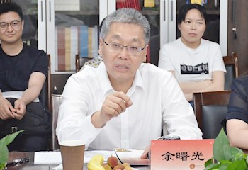 把脈問診、指點迷津—教育部專家組蒞臨我校指導教育部重點實驗室建設工作