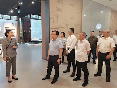 我校兩委委員赴天府家風(fēng)館開展廉潔文化主題教育活動(dòng)